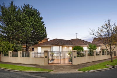 /international/au/19-phillip-road-keilor-east-vic-151264068/
