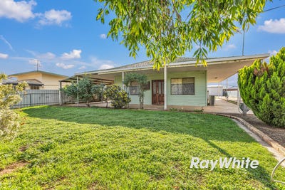 /international/au/28-pannoo-road-lockington-vic-151277520/