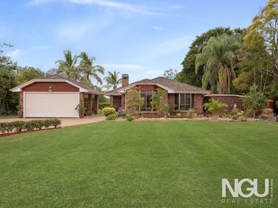 /international/au/40-stuart-street-barellan-point-qld-151357036/
