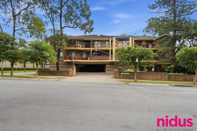 /international/au/13-240-targo-road-toongabbie-nsw-150797920/