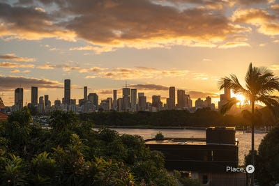 /international/au/28-waldo-street-norman-park-qld-151296036/