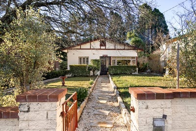 /international/au/6-waratah-street-katoomba-nsw-148566240/