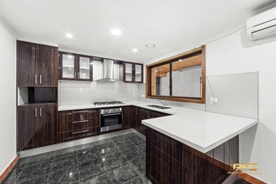 /international/au/18-allandale-rd-kings-park-vic-148402300/