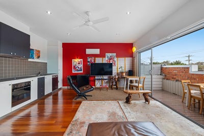 /international/au/1-148a-austin-road-seaford-vic-152601260/