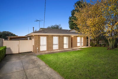/international/au/2-rosella-avenue-clarinda-vic-151238656/