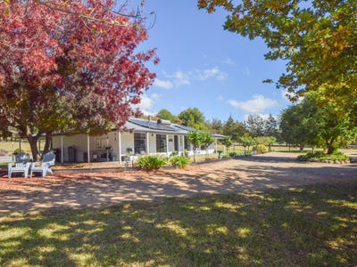 /international/au/38-byrne-close-young-nsw-700406968/