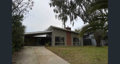 /international/au/17-phalaris-lane-bundalong-vic-152344296/