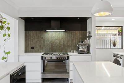 /international/au/38-waddington-crescent-koondoola-wa-152543888/