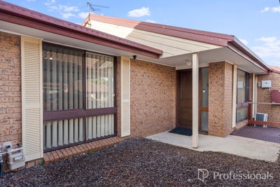 /international/au/16-45-pine-road-casula-nsw-148541068/