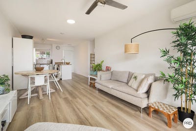 /international/au/2-128-marine-parade-southport-qld-152655620/