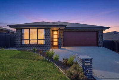/international/au/11-simmonds-court-legana-tas-150939416/