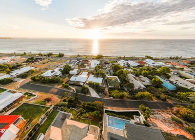 /international/au/7-eve-street-beresford-wa-151036524/