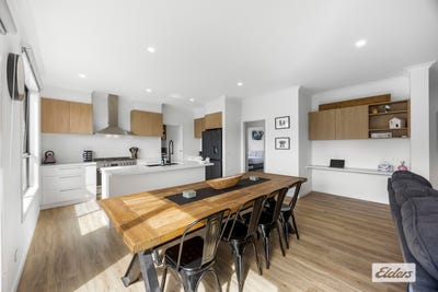 /international/au/46-maude-street-ararat-vic-152254304/