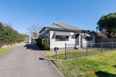 /international/au/75-high-street-singleton-nsw-148556708/