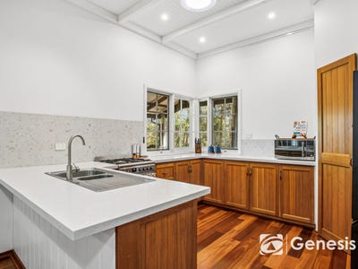 /international/au/25-benowa-drive-glen-forrest-wa-150997012/