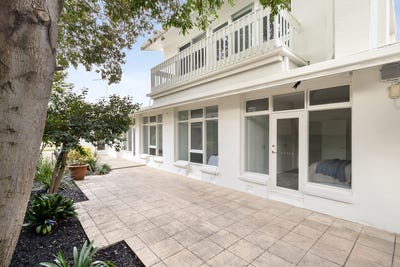 /international/au/20-moffat-street-brighton-vic-151328116/