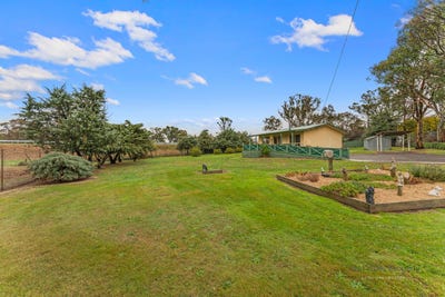 /international/au/6-bogolong-street-bowning-nsw-151340684/