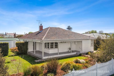 /international/au/34-smith-street-longford-tas-152610996/