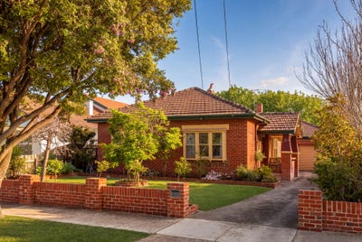 /international/au/9-euston-road-hughesdale-vic-152611900/