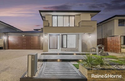 /international/au/18-mamic-boulevard-fraser-rise-vic-148496224/