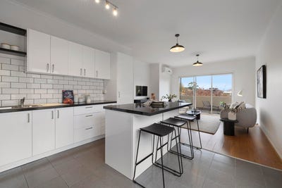 /international/au/18-119-125-wellington-street-st-kilda-vic-151337228/
