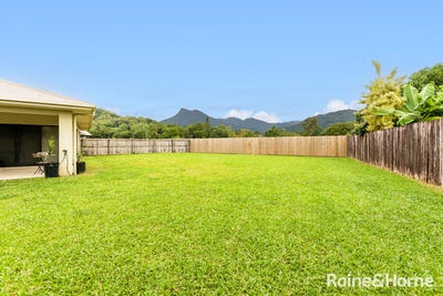 /international/au/18-spoonbill-close-mossman-qld-148228104/