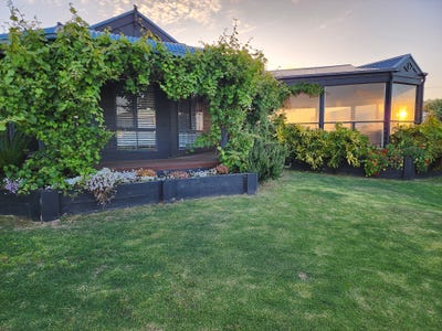 /international/au/4-lantana-court-stansbury-sa-150731748/