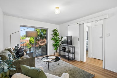 /international/au/7-35-osborne-place-stirling-wa-150846840/