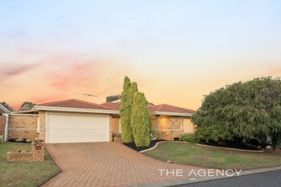 /international/au/28-monkton-place-kinross-wa-151431260/