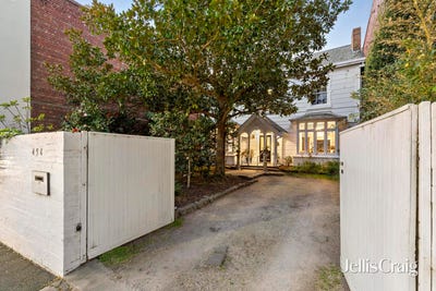 /international/au/454-458-victoria-street-north-melbourne-vic-152472600/