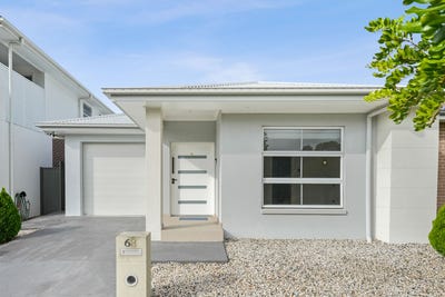 /international/au/68-ingall-loop-catherine-field-nsw-151318392/