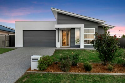 /international/au/7-richard-charles-drive-kawungan-qld-151408552/