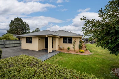 /international/au/34-taylor-street-westbury-tas-150824008/