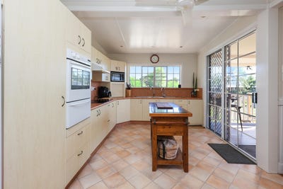/international/au/29-coyne-street-julia-creek-qld-150731632/