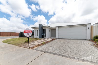 /international/au/12-langdon-loop-caversham-wa-152649484/