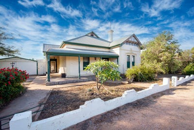 /international/au/11-13-john-street-port-pirie-sa-150910092/