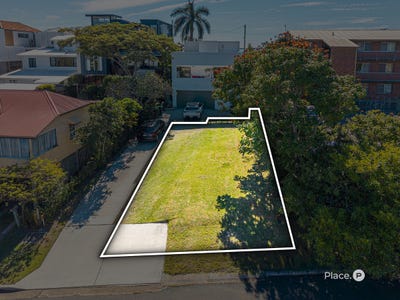 /international/au/30-agnes-street-shorncliffe-qld-204516456/