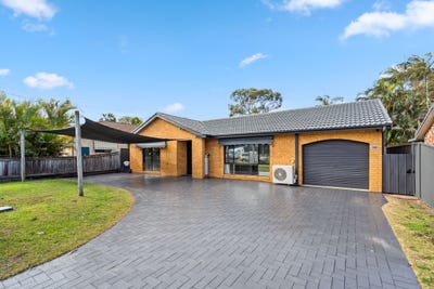 /international/au/38-water-street-forster-nsw-148456760/