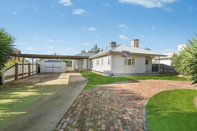 /international/au/28-main-avenue-yanco-nsw-151454868/