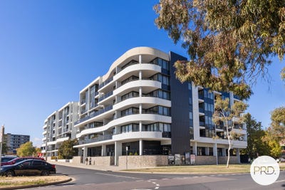 /international/au/38-26-antill-street-dickson-act-151045988/