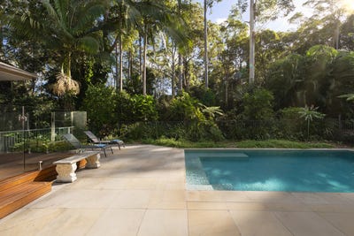 /international/au/160-wust-road-doonan-qld-151159980/