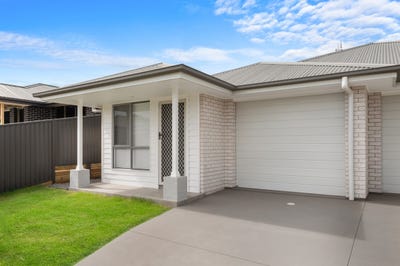/international/au/1-45-assay-street-gillieston-heights-nsw-150927356/