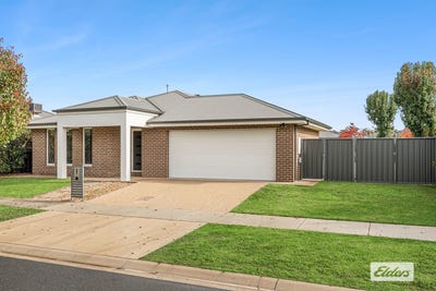 /international/au/14-charlton-road-killara-vic-151254252/