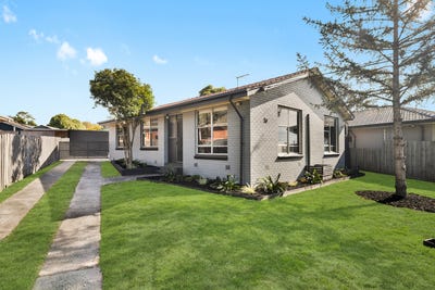 /international/au/24-wirilda-crescent-frankston-north-vic-151021828/