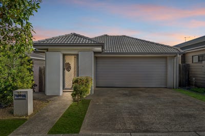 /international/au/49-magnetic-way-springfield-lakes-qld-148740008/?lang=id
