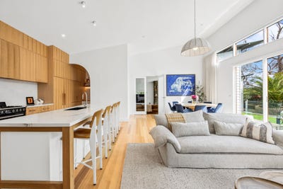 /international/au/2-sheoak-court-torquay-vic-152655504/