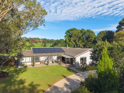 /international/au/25-murer-drive-north-maleny-qld-151396992/