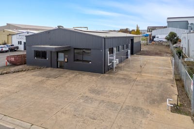 /international/au/24-martin-drive-delacombe-vic-505125792/