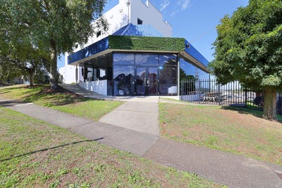 /international/au/19-queen-street-warragul-vic-505088212/