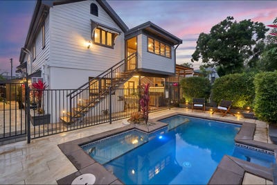 /international/au/7-beryl-street-cairns-north-qld-151732136/